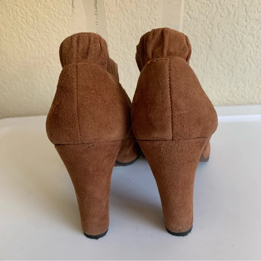 Sam Edelman Brown Suede Leather Ankle Boots Closed Almond Toe Heeled Booties 9.5